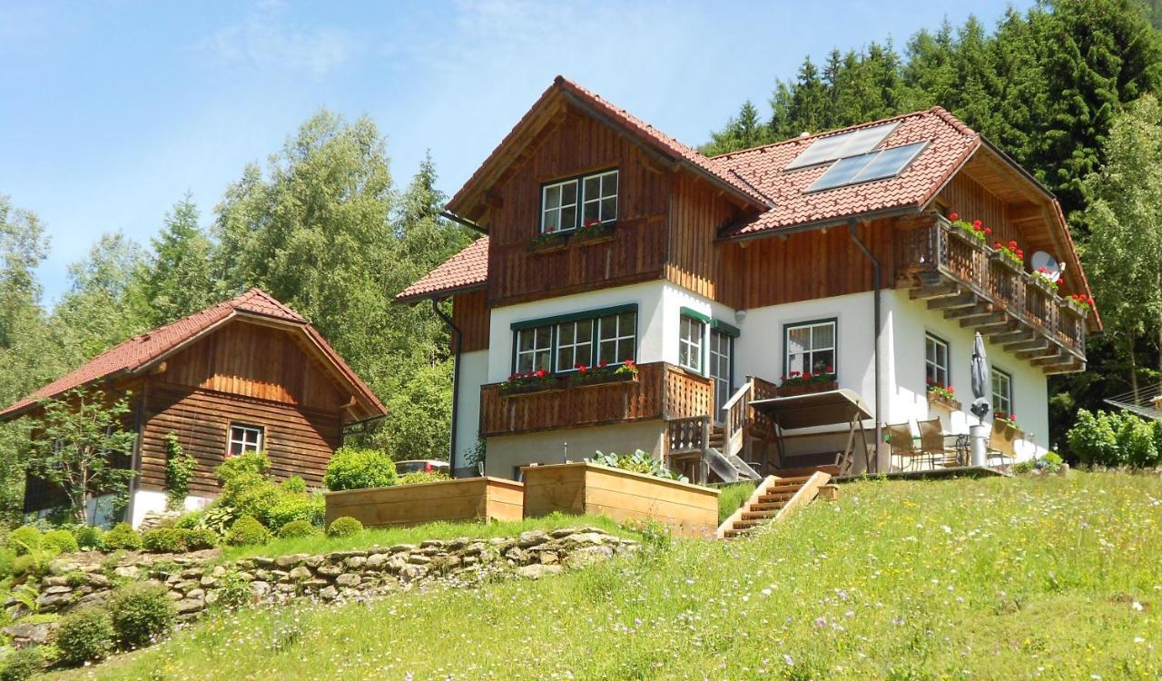 Die Kalsbergerin Ferienwohnung Fuer Geniesser Donnersbachwald Bagian luar foto