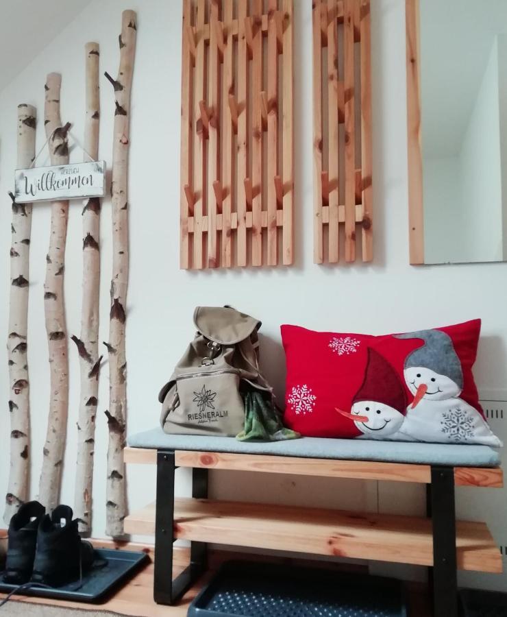 Die Kalsbergerin Ferienwohnung Fuer Geniesser Donnersbachwald Bagian luar foto