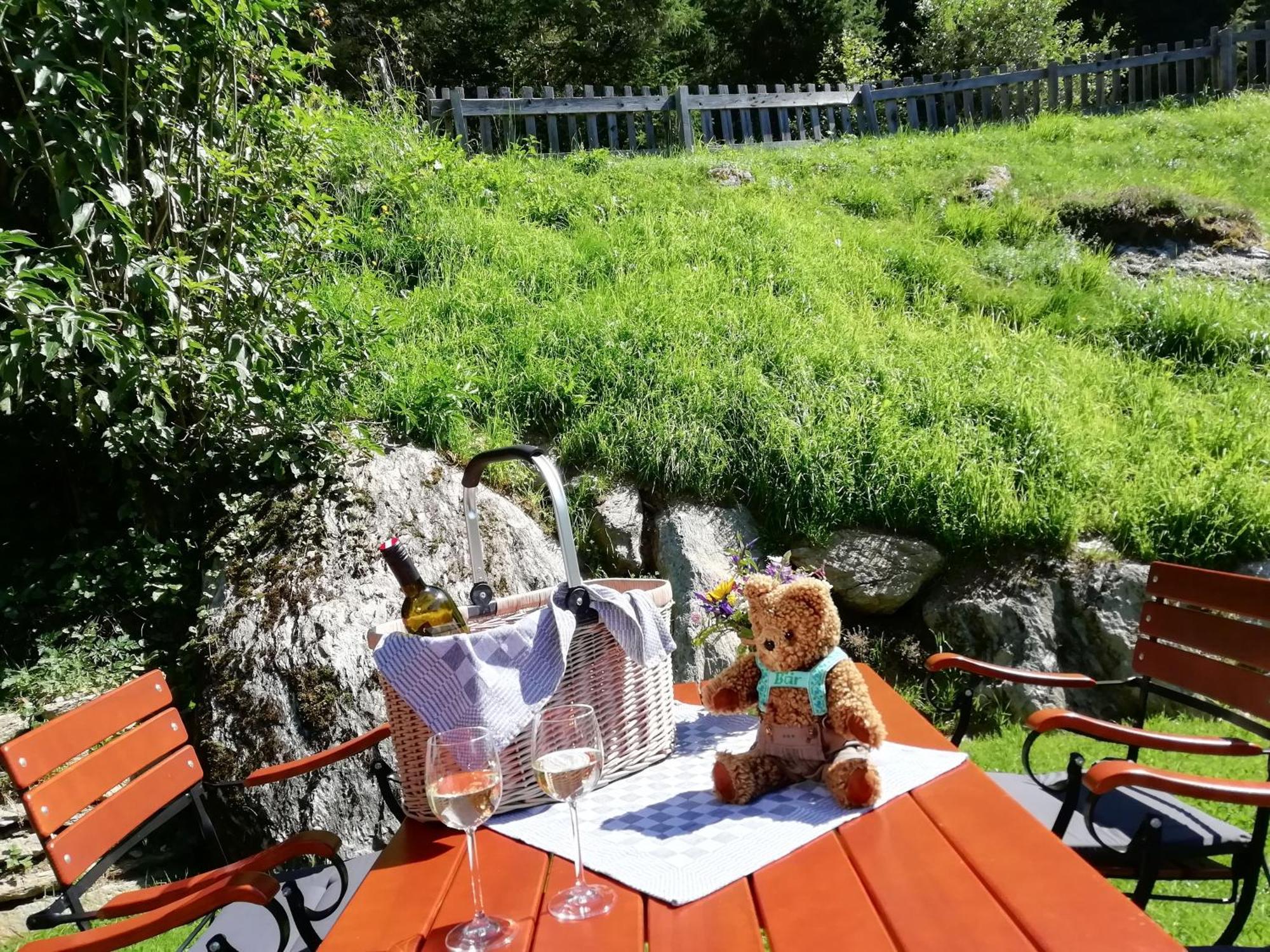 Die Kalsbergerin Ferienwohnung Fuer Geniesser Donnersbachwald Bagian luar foto
